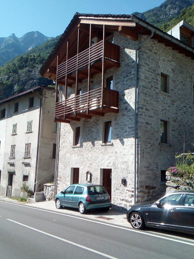Belfort Piuro Exteriér fotografie